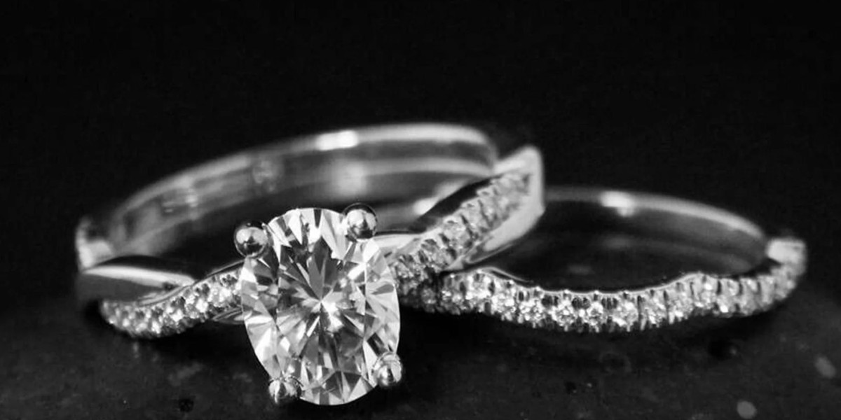 Made by Earthly Jewels : Buy Trendy Fine Diamond Jewellery