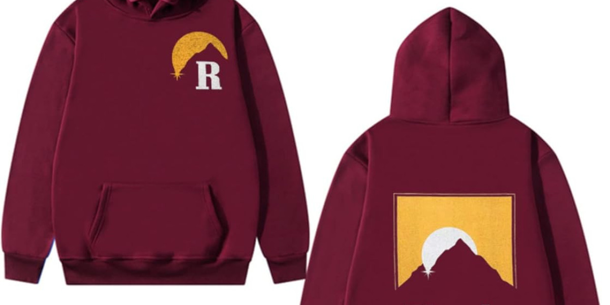 Rhude Clothing: Redefining Streetwear with Luxury Edge