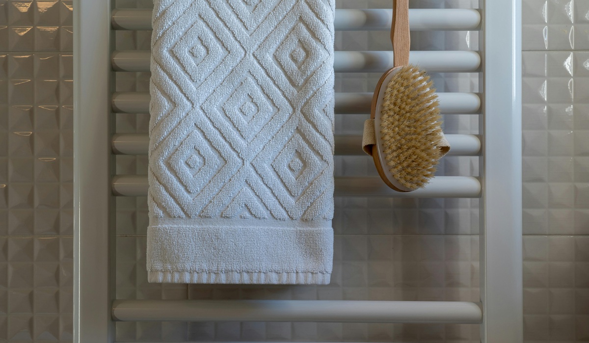Heated Towel Rails: Comfort, Style, and Smart Bathroom Living