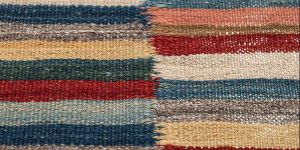 Rugs and Kilims: Elevate Your UK Home with Authentic Style and Timeless Elegance