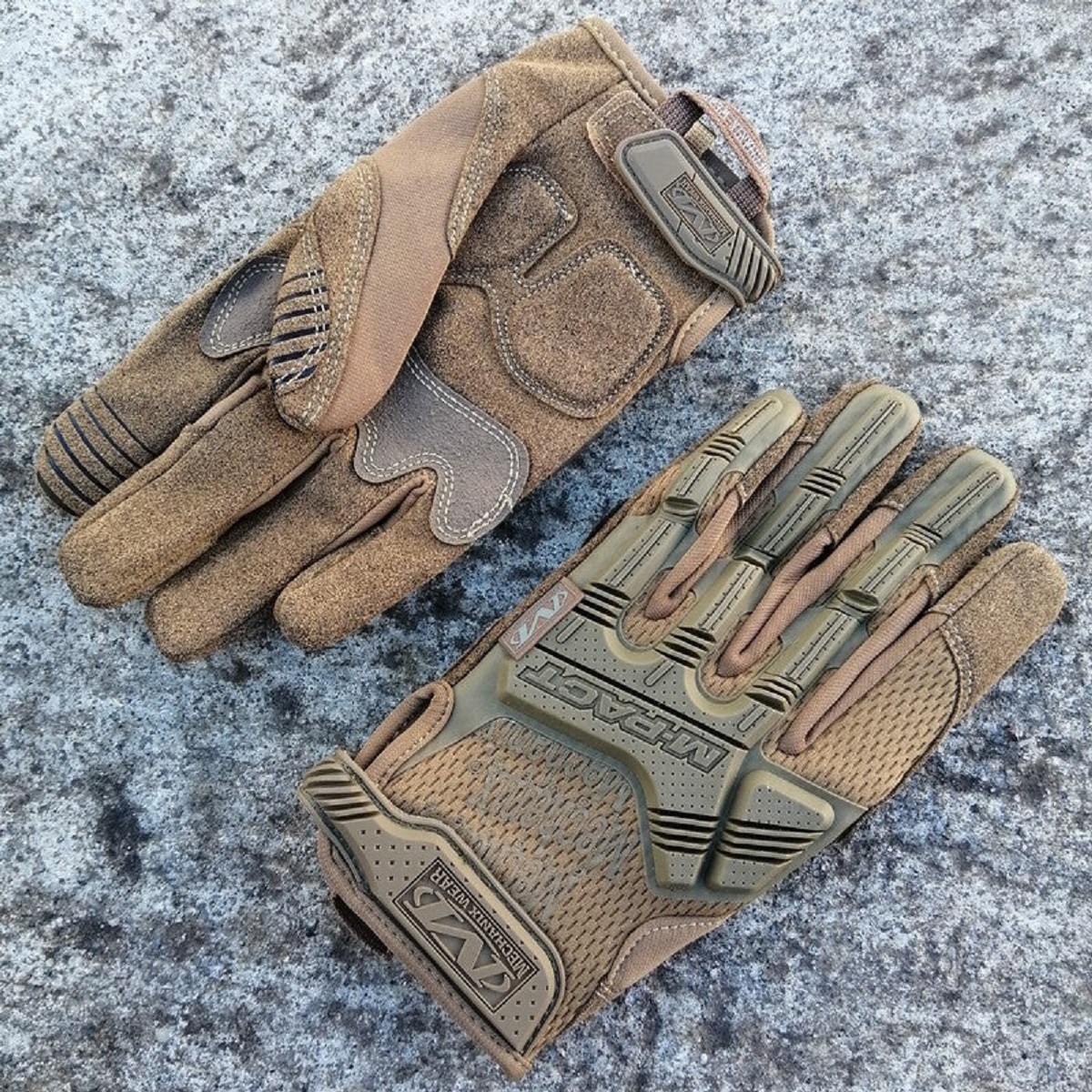 Endurance Meets Protection: The Ultimate Tactical Gloves Buying Guide – Vibe Explored