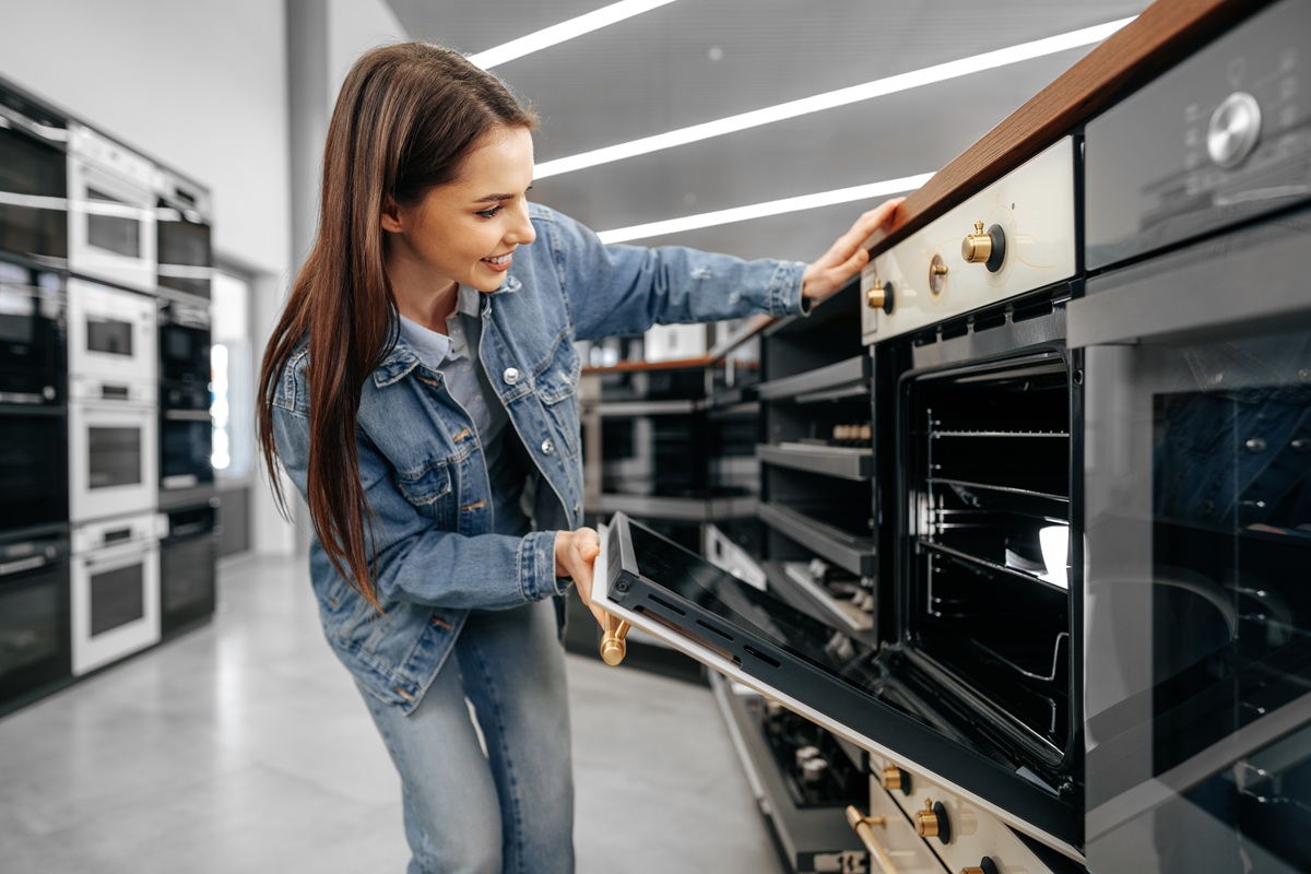 A Buyer’s Guide to Kitchen Ovens | Coffee & Content