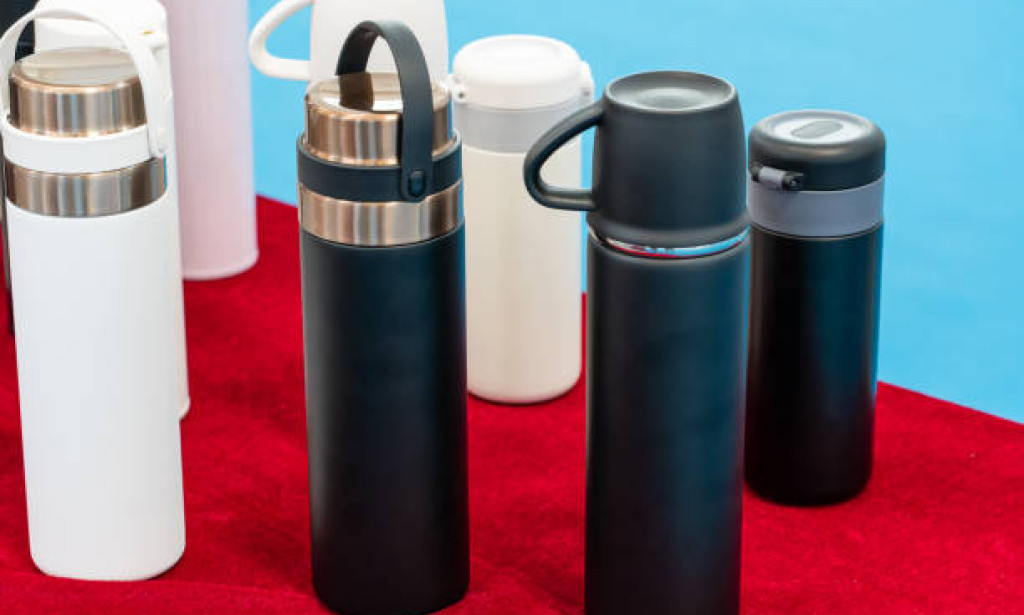 How Thermal Flasks Can Help Professionals Stay Hydrated in Singapore