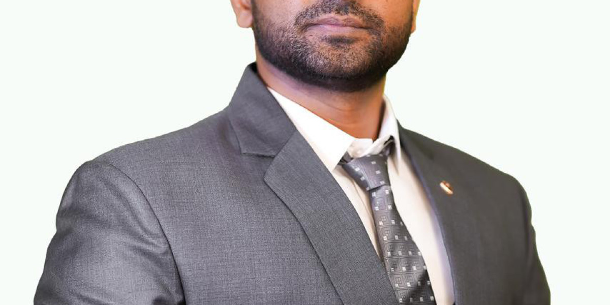 Top 10 Astrologer in Noida - Acharya Ashish Sharma