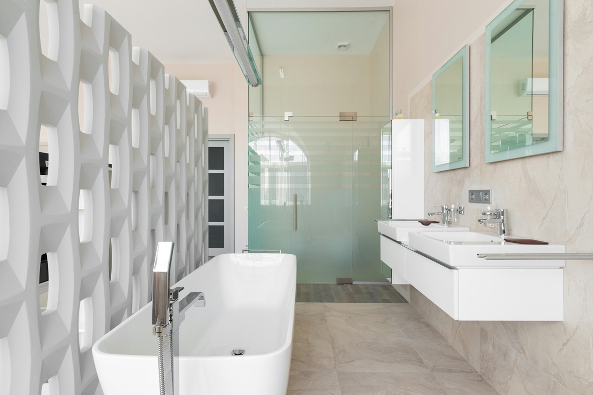 Freestanding Bathtub Buying Guide: Comfort, Style, and Space Considerations – A Bit of Everything