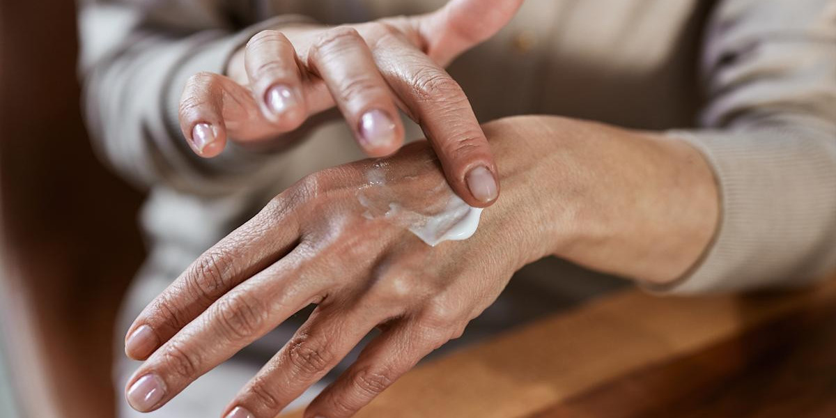 Why Arthrovix Heat Relief Cream Canada Is Trusted for Pain Relief