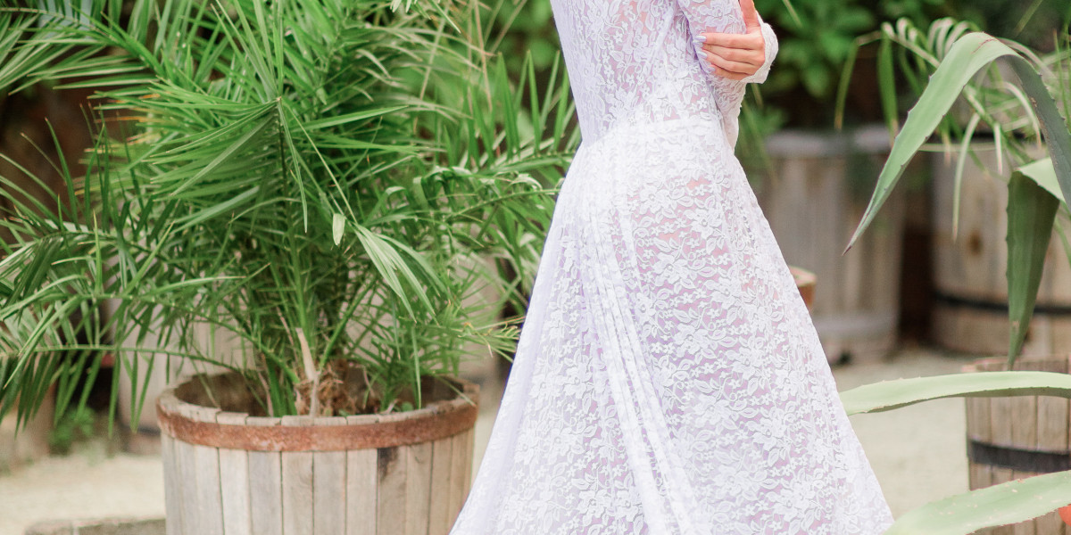 How to accessorize organza Eid dresses in Pakistan?