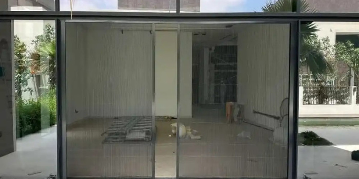 Need Dubai Fly Screen Repair Services for Homes Fast