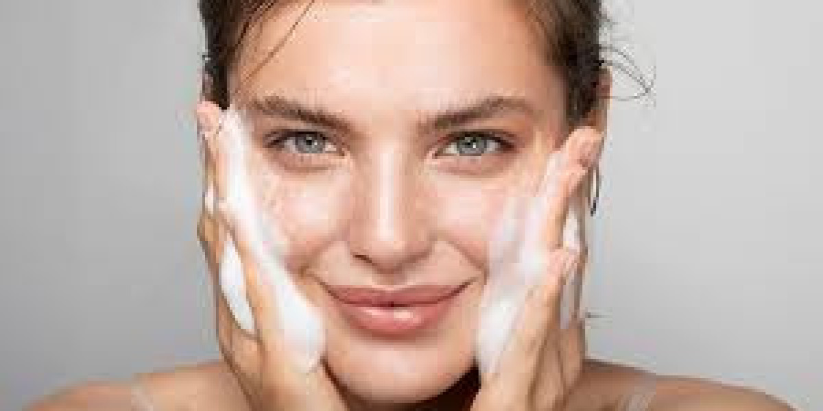 Innovative Face Cleansing Solutions Transforming Skincare Routines Worldwide