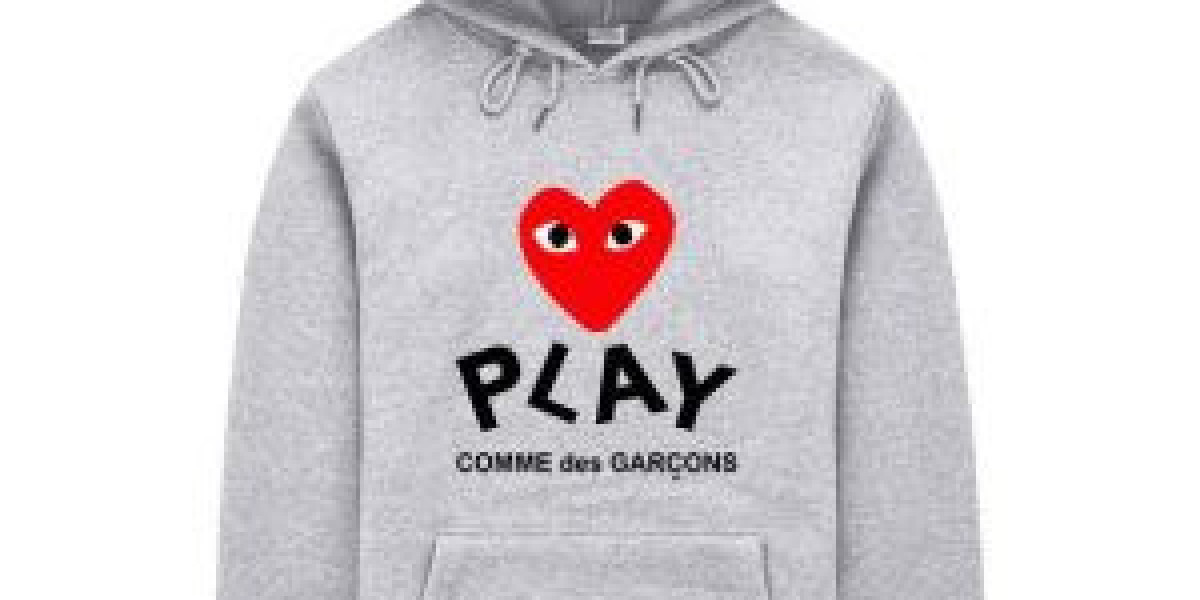 Comme des Garçons and United States Urban Wear Trends: A Fusion of Avant-Garde and Street Style