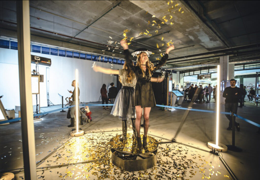 360 Photo Booth Rental Atlanta | 360 Video Booth | Spin Booth